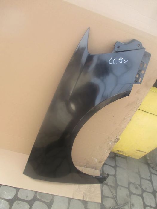 błotnik prawy Passat B6 LC9X orginał