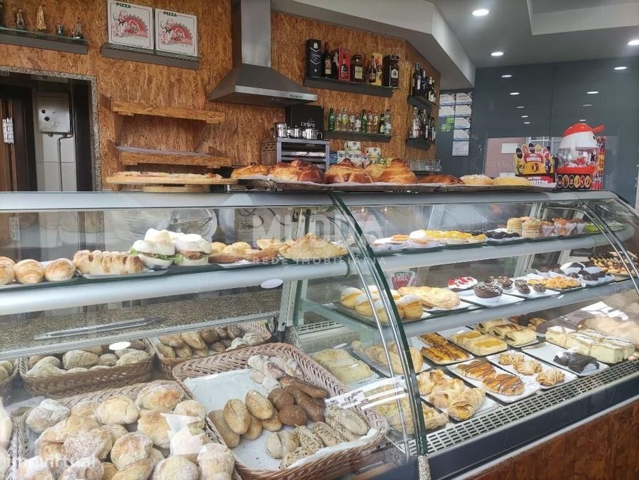 Trespasse de Padaria/pastelaria com jogos da Santa Casa