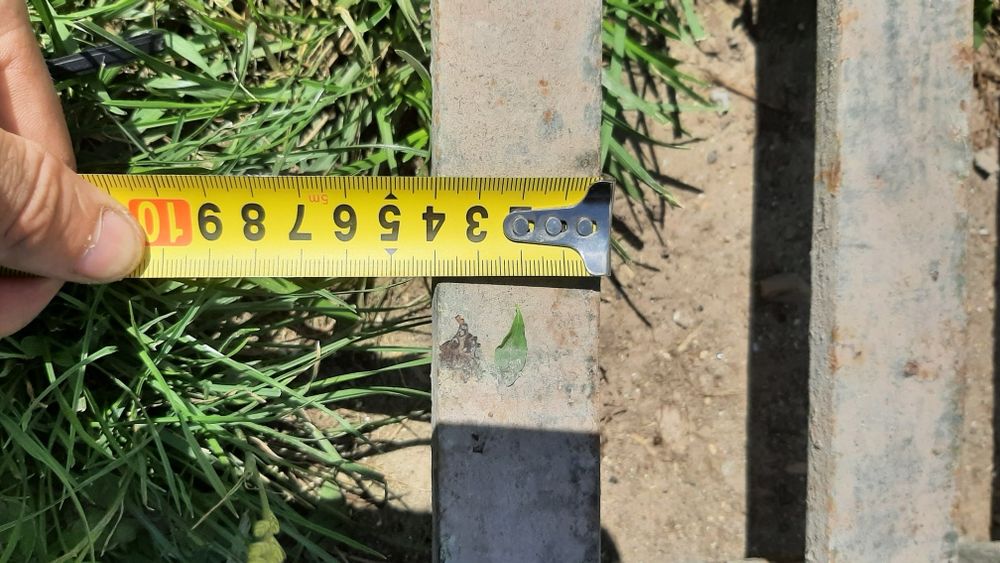 Смуга металева, метал, 3 секції. 10 мм, 40мм