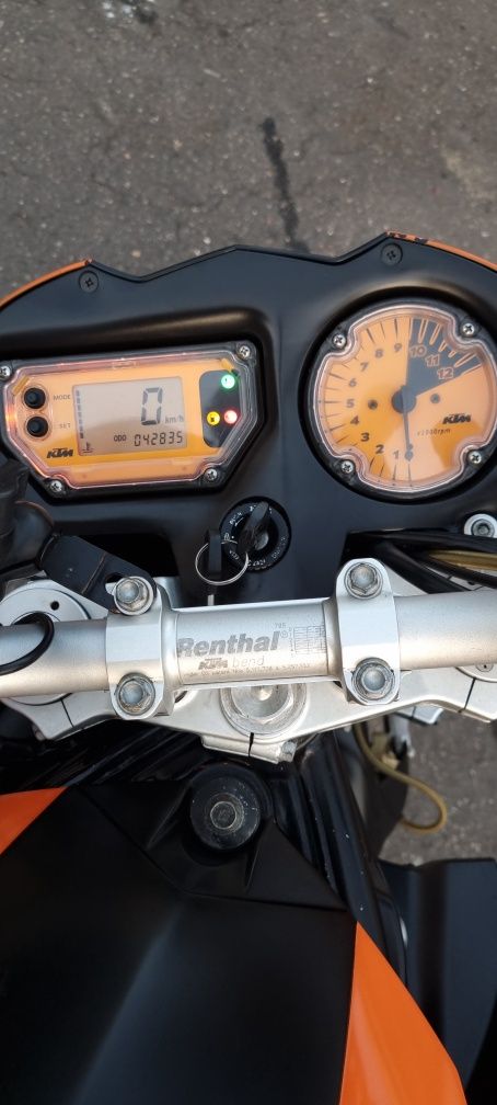 KTM Superduke 990 lc8