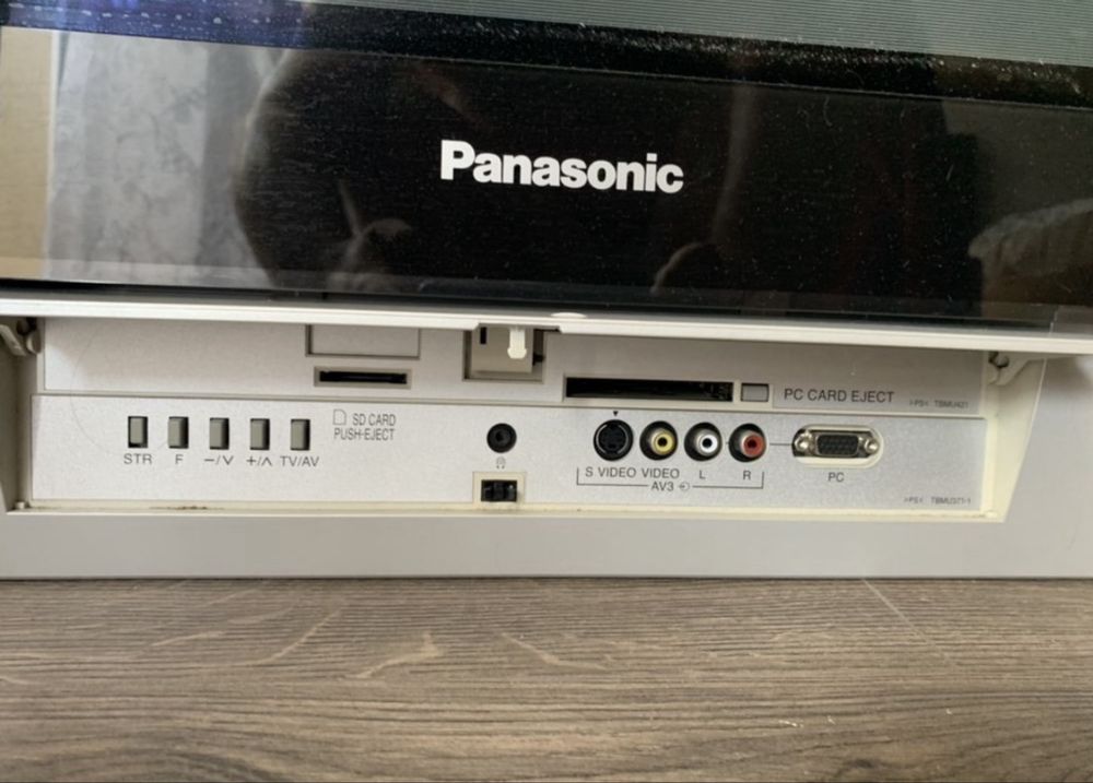Великий телевізор Panasonic VIERA, плазма 42” — ТОРГ ДОРЕЧНИЙ
