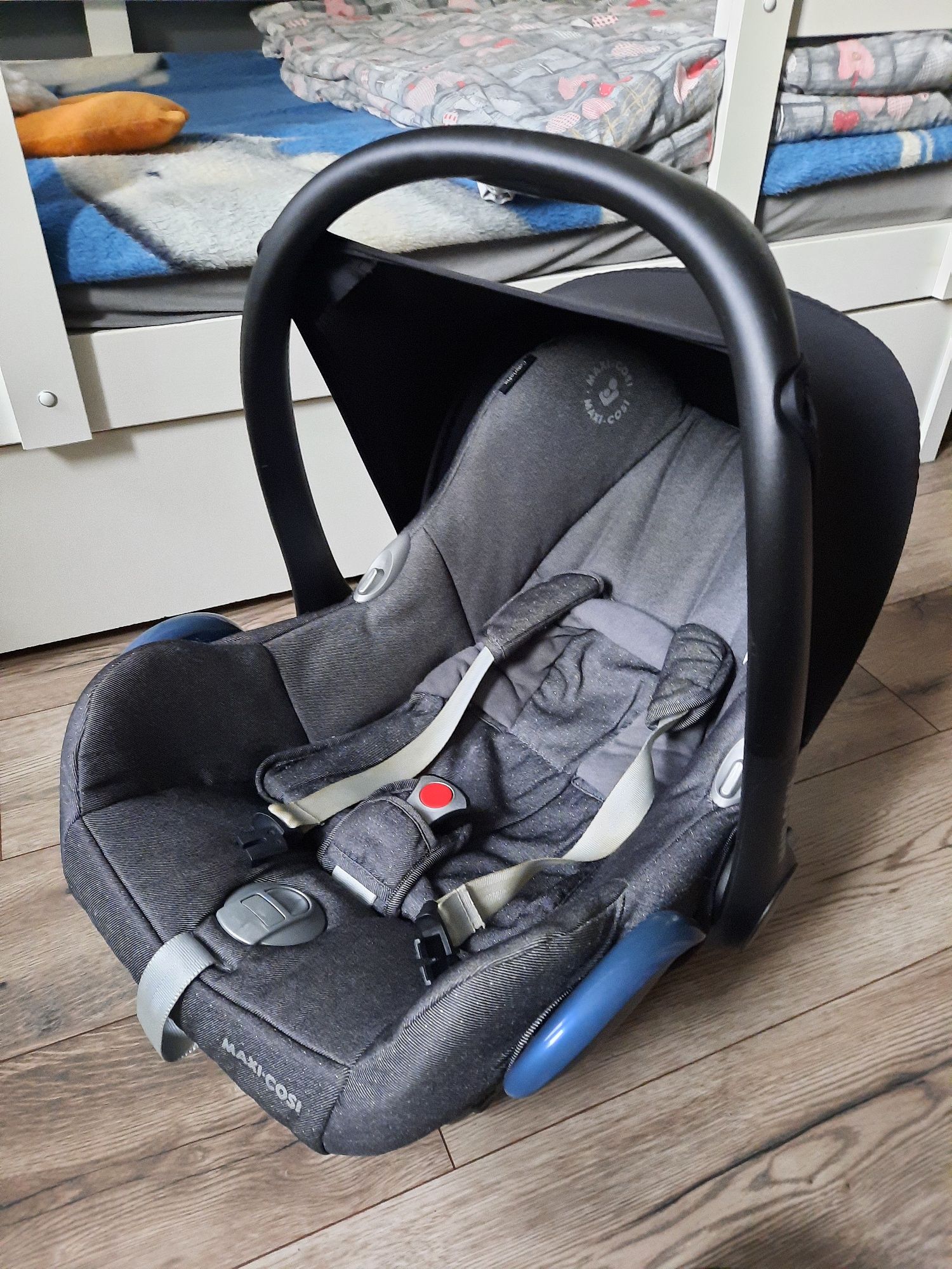 Fotelik Maxi-Cosi od 0 do 13 KG z bazą isofix I-SIZE