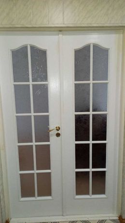 Двери межкомнатные обычные + дверь-гармошка