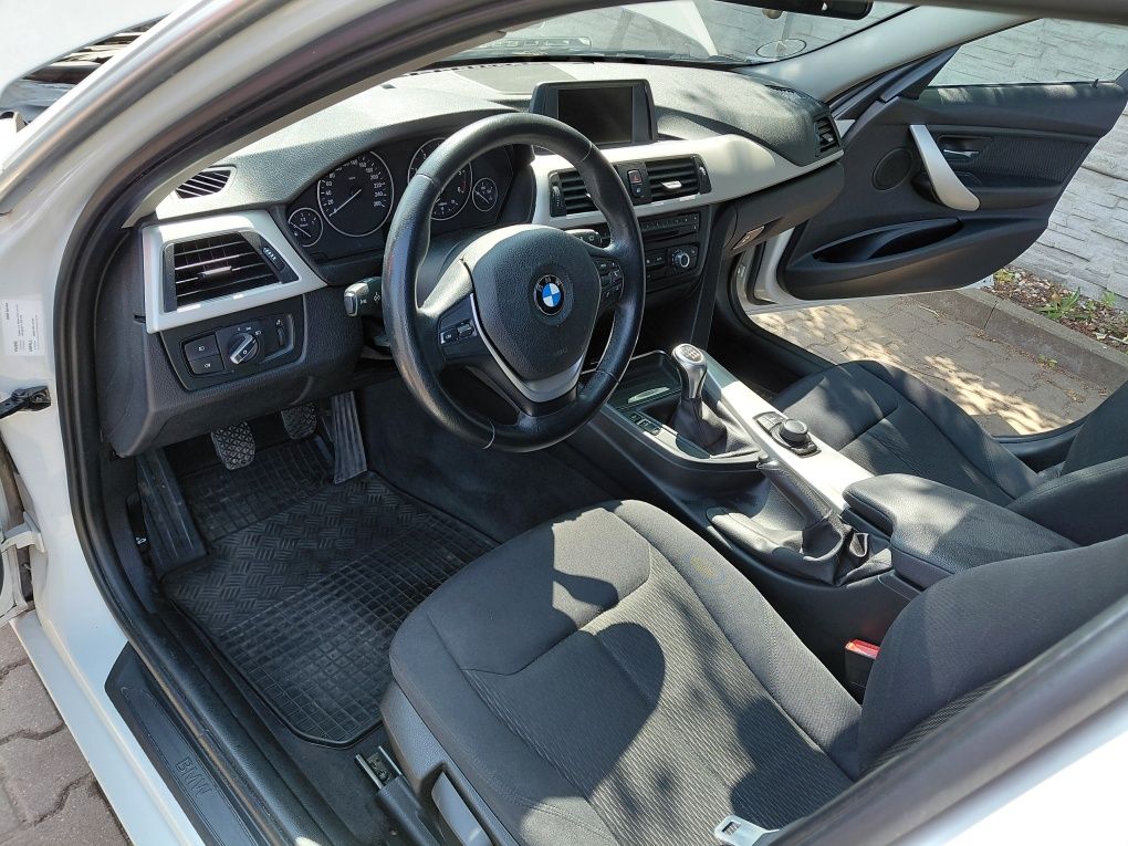 Samochod BMW 318d kombi