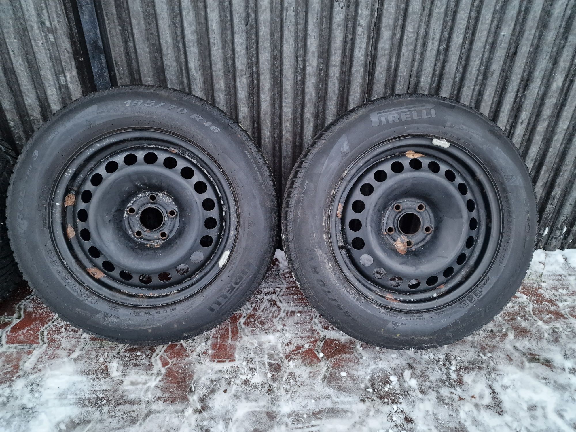 Felgi z oponami zimowymi 195/70R16 Opel Mokka 5x105 CHEVROLET Trax 1