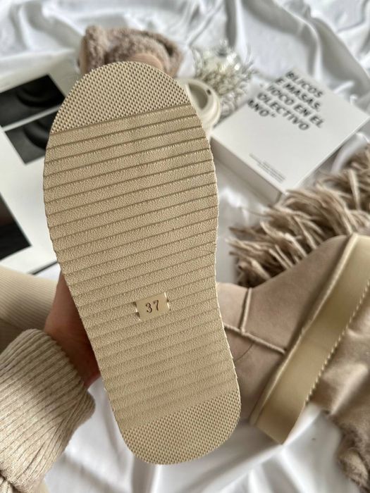 Жіночі бежево рожеві угг, угг, уги, ugg,