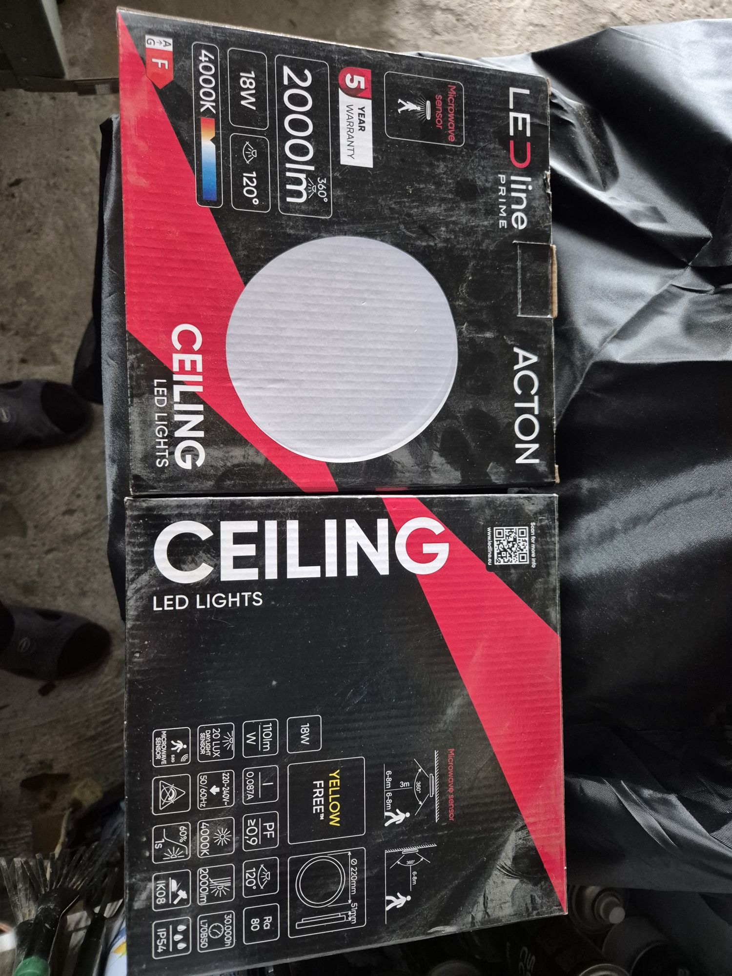 Lampa led z czujnikiem ruchu