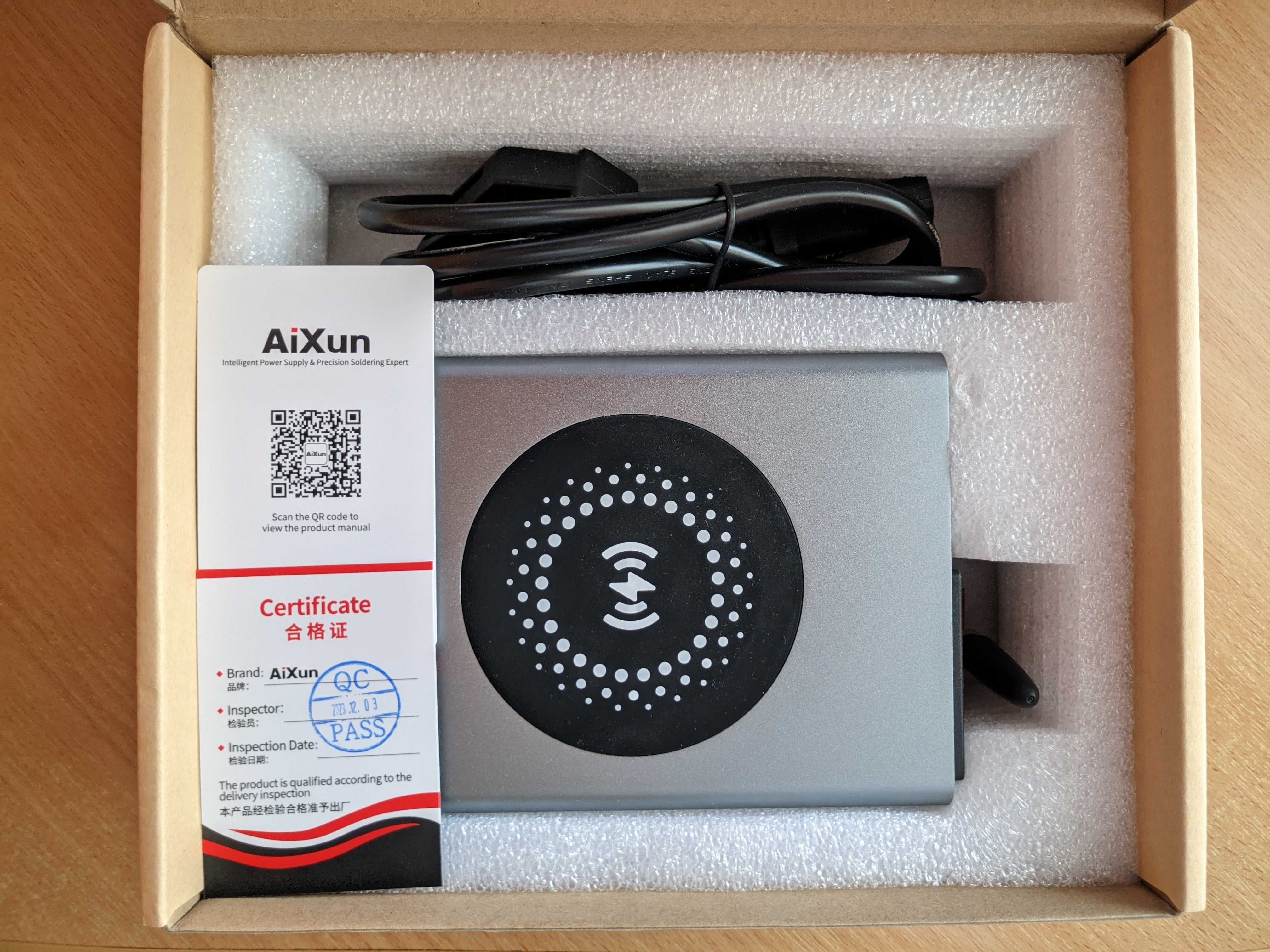 Розумний зарядний пристрій AiXun DP20 200W з безпровідною зарядкою