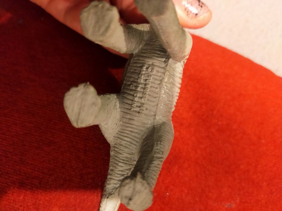 Figurka kolekcjonerska dinozaur 1988