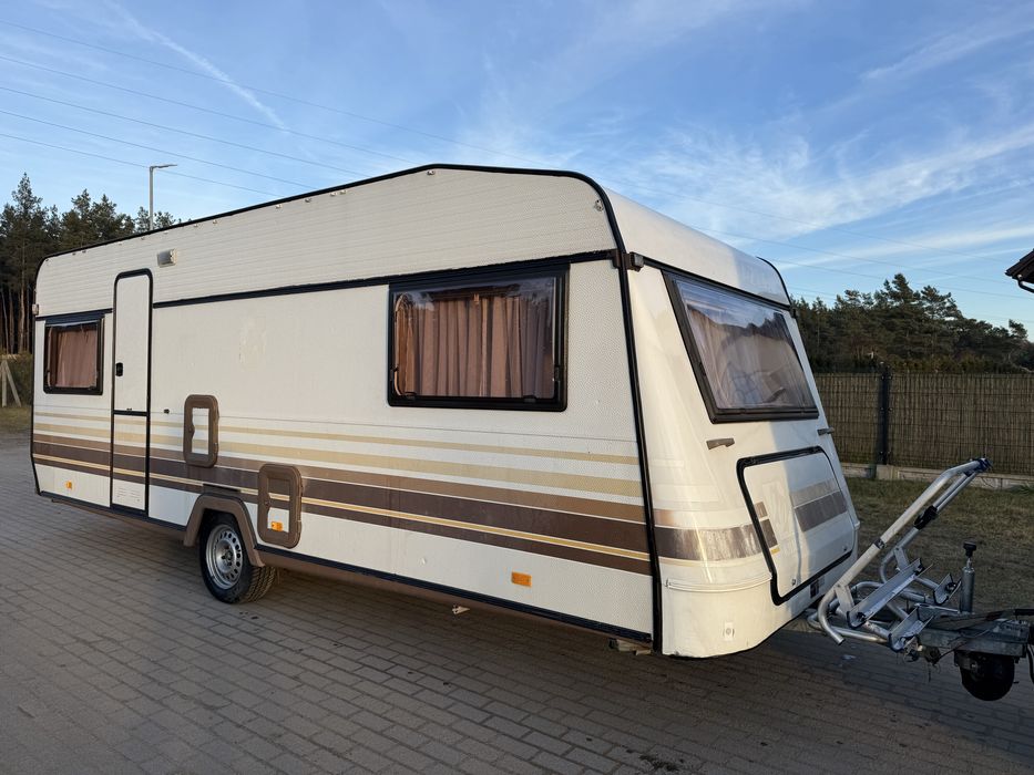 Knaus Azur 540 DMC 1200 kg.