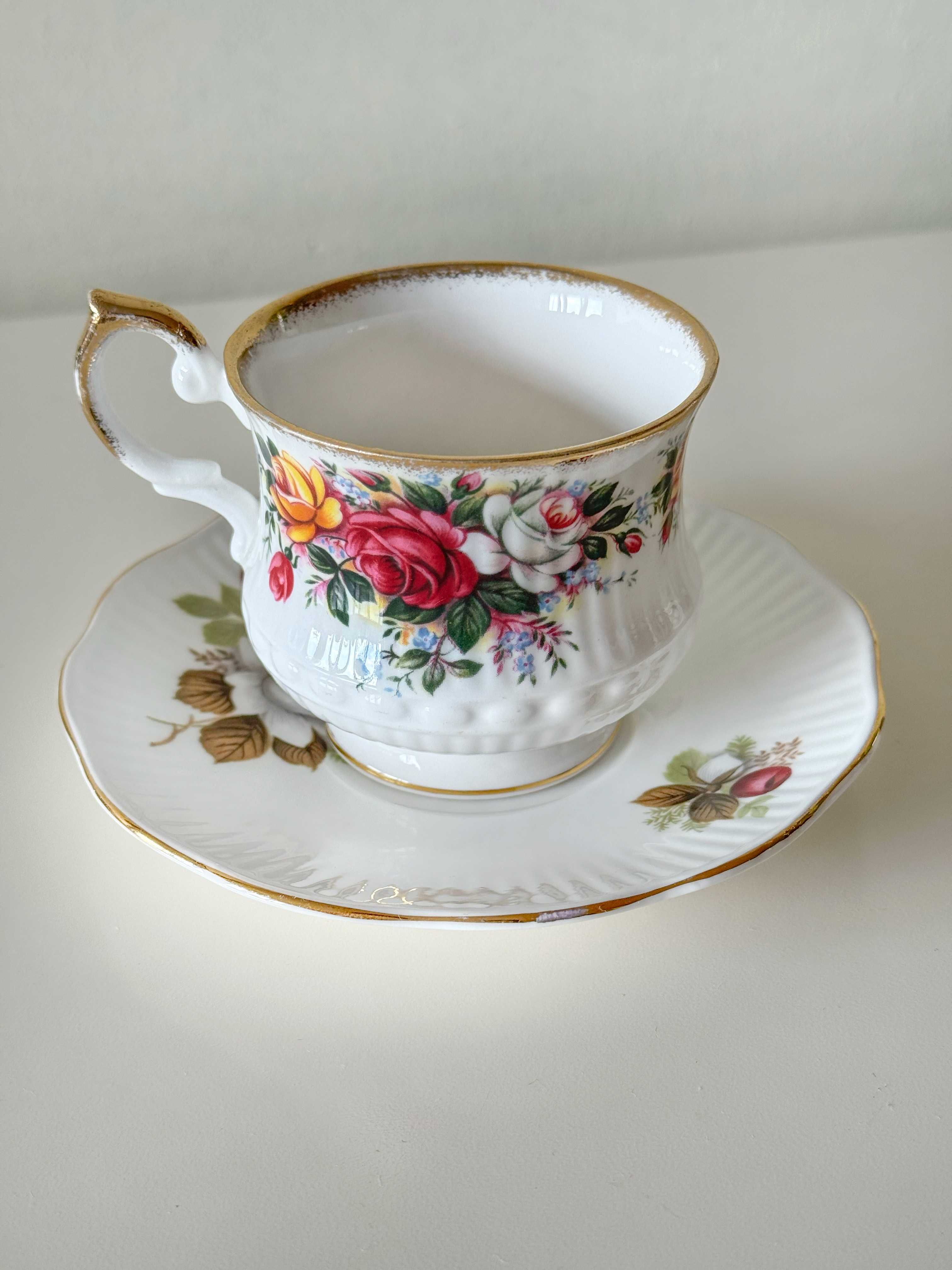 Filiżanka z talerzykiem Queen’s Fine Bone China Rosina Anglia