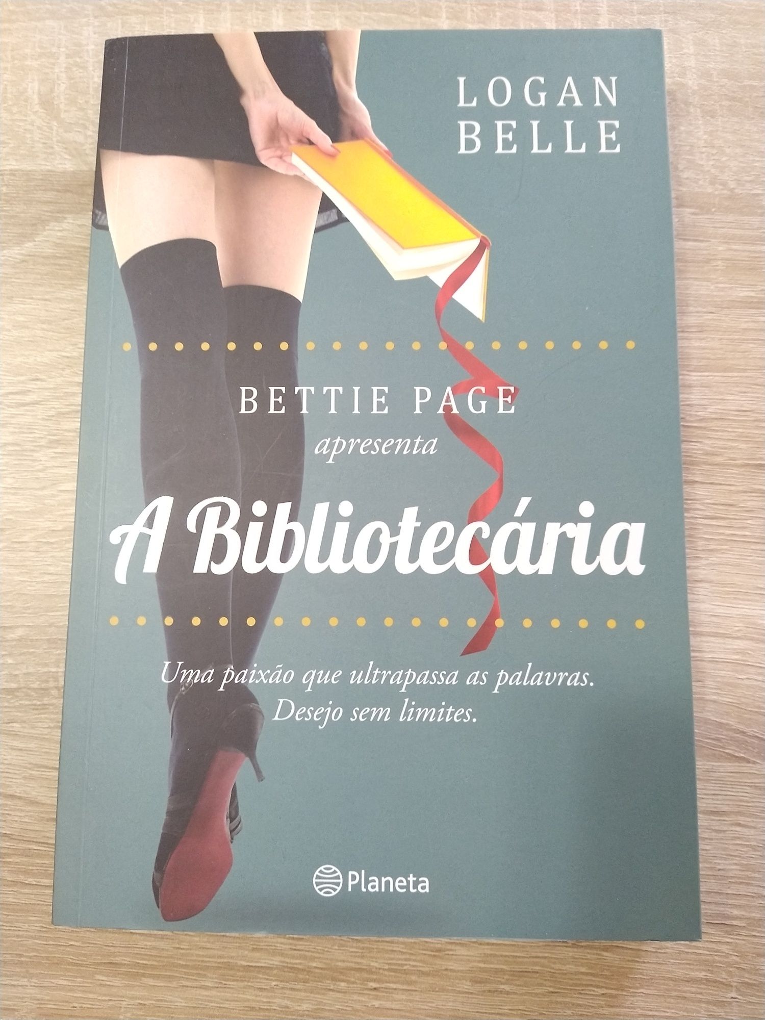 Livro "A bibliotecária" - Betie Page