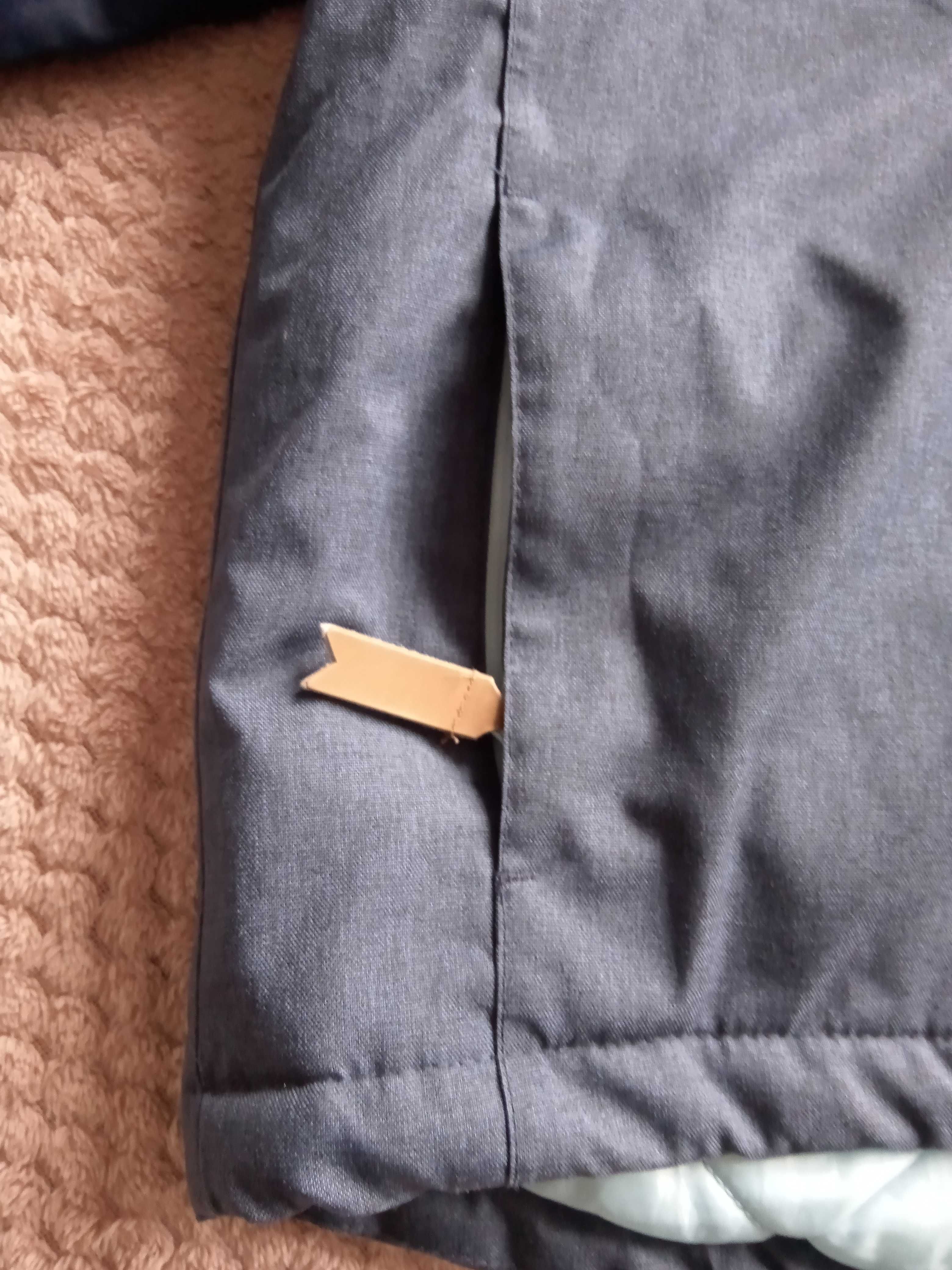 Granatowa/ niebieska zimowa kurtka dla chłopca z kożuszkiem w środku