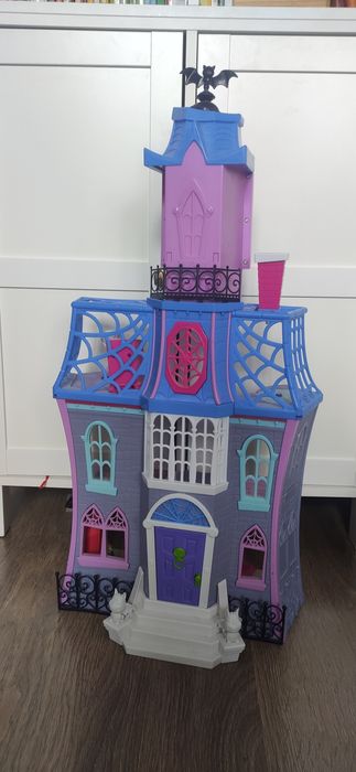 Замок Вампіріни (Замок Вампирины)