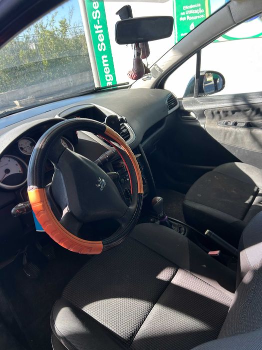 Peugeot 207 ECONÔMICO
