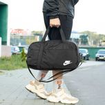 Спортивна сумка Nike Ego чорного кольору для тренувань на 22 л