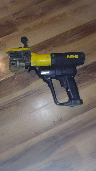 Zaciskarka Rems Akku Press