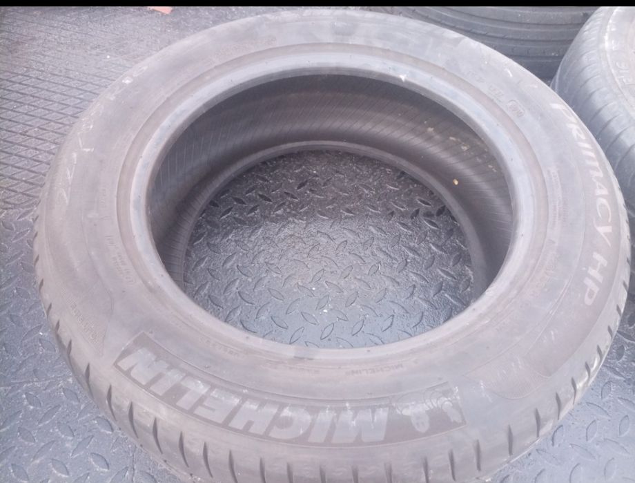 Pneu michelin 225-55-R16