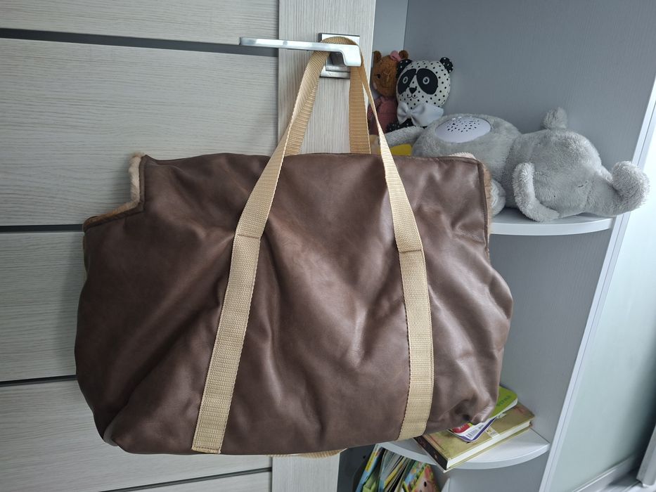 Собачья сумка-переноска-лежанка