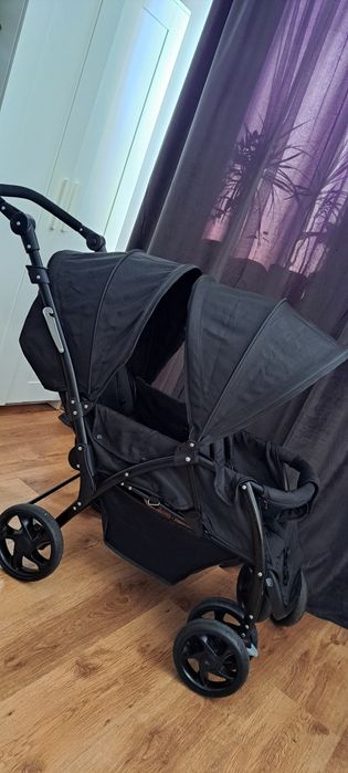 Wózek bliźniaczy, rok po roku