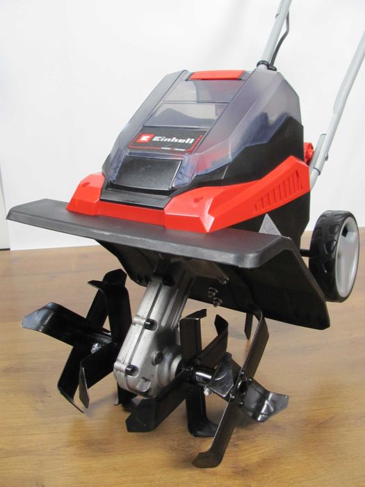 Культиватор серії Expert Einhell GE-CR 30 Li привезено з Німеччини