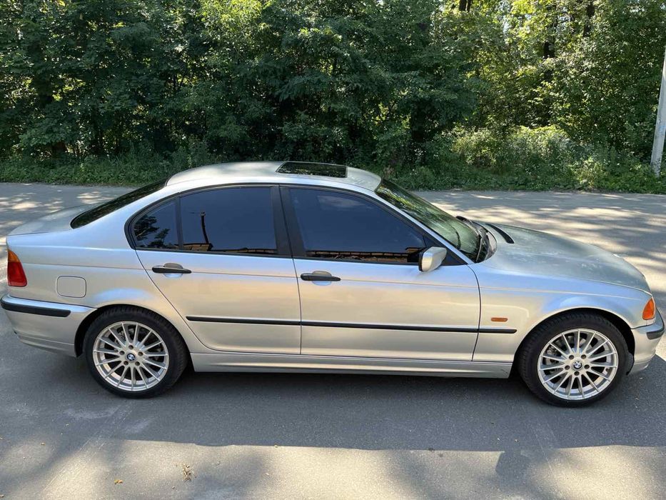 BMW 3 E46в дуже гарному стані