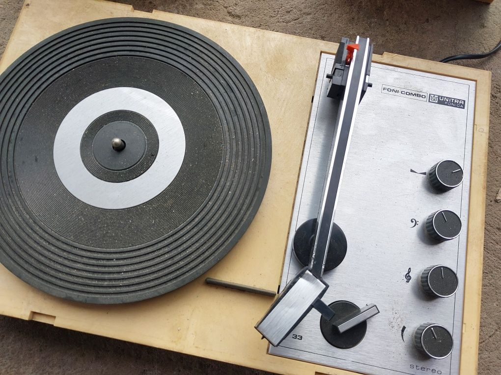 Gramofon z głośnikami Unitra Foni Combo