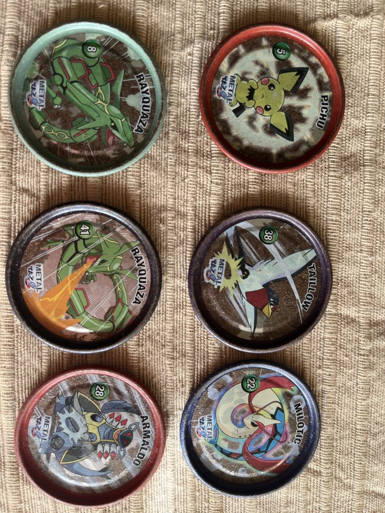 Vendo tazos dos pokemons