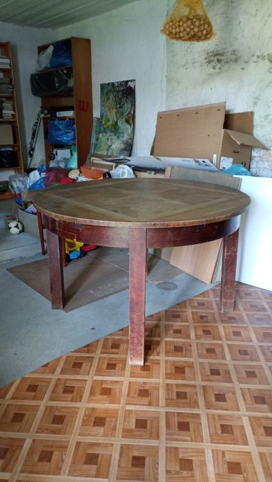 Stół okrągły rozkładany i krzesła lata '70