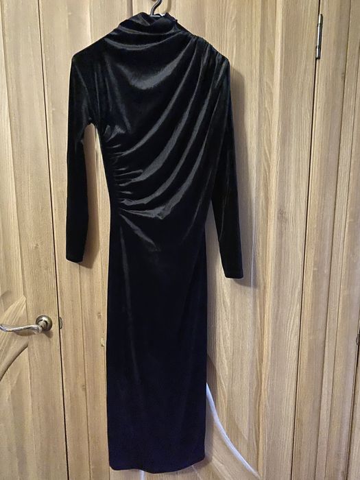 Сукня футляр , карандаш , вечірня сукня