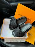 р36-41 Шльопанці Louis Vuitton Black