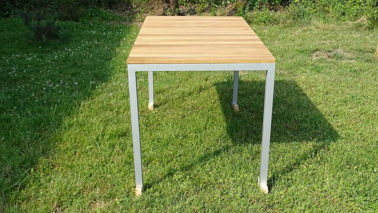 Stół ogrodowy drewno-metal