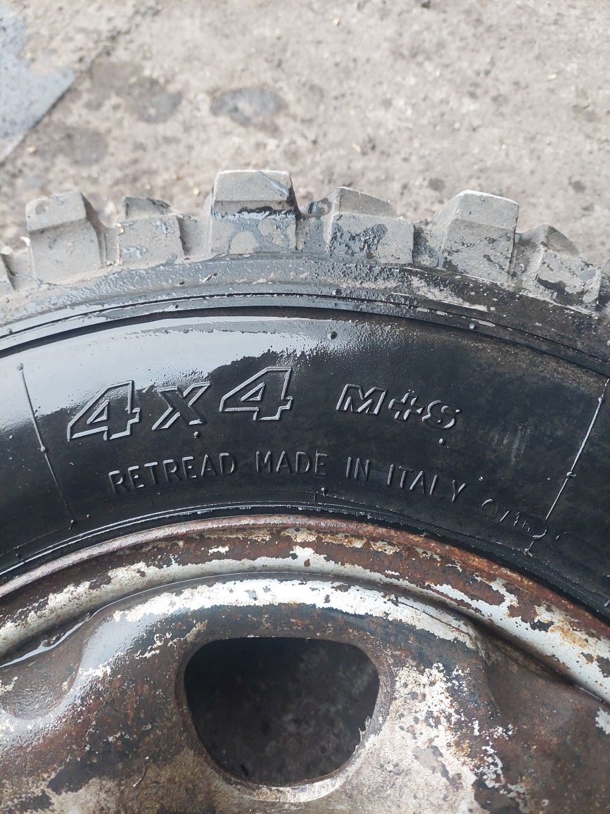 Продам скати з дісками 245/70R16