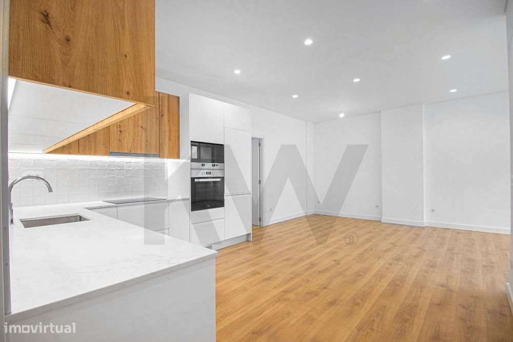 Exclusivo T2 (Suites) REMODELADO | Encosta das Olaias |