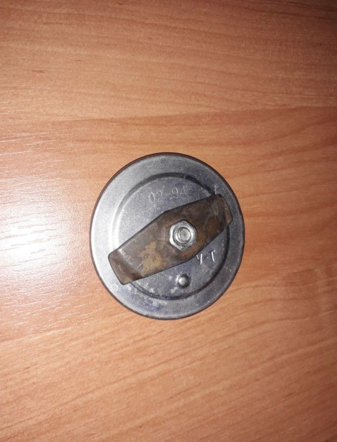 PRL odblask Ukraina stary czerwony 60 mm  dobry stan