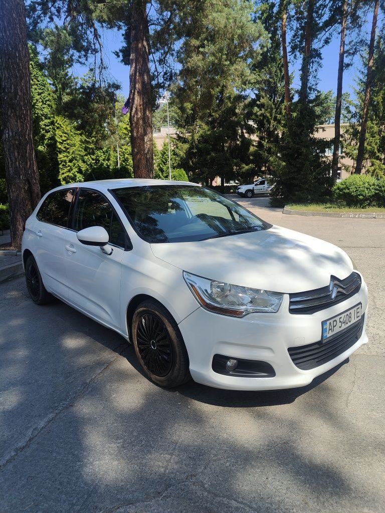 Citroën C4 1.6 бензин автомат