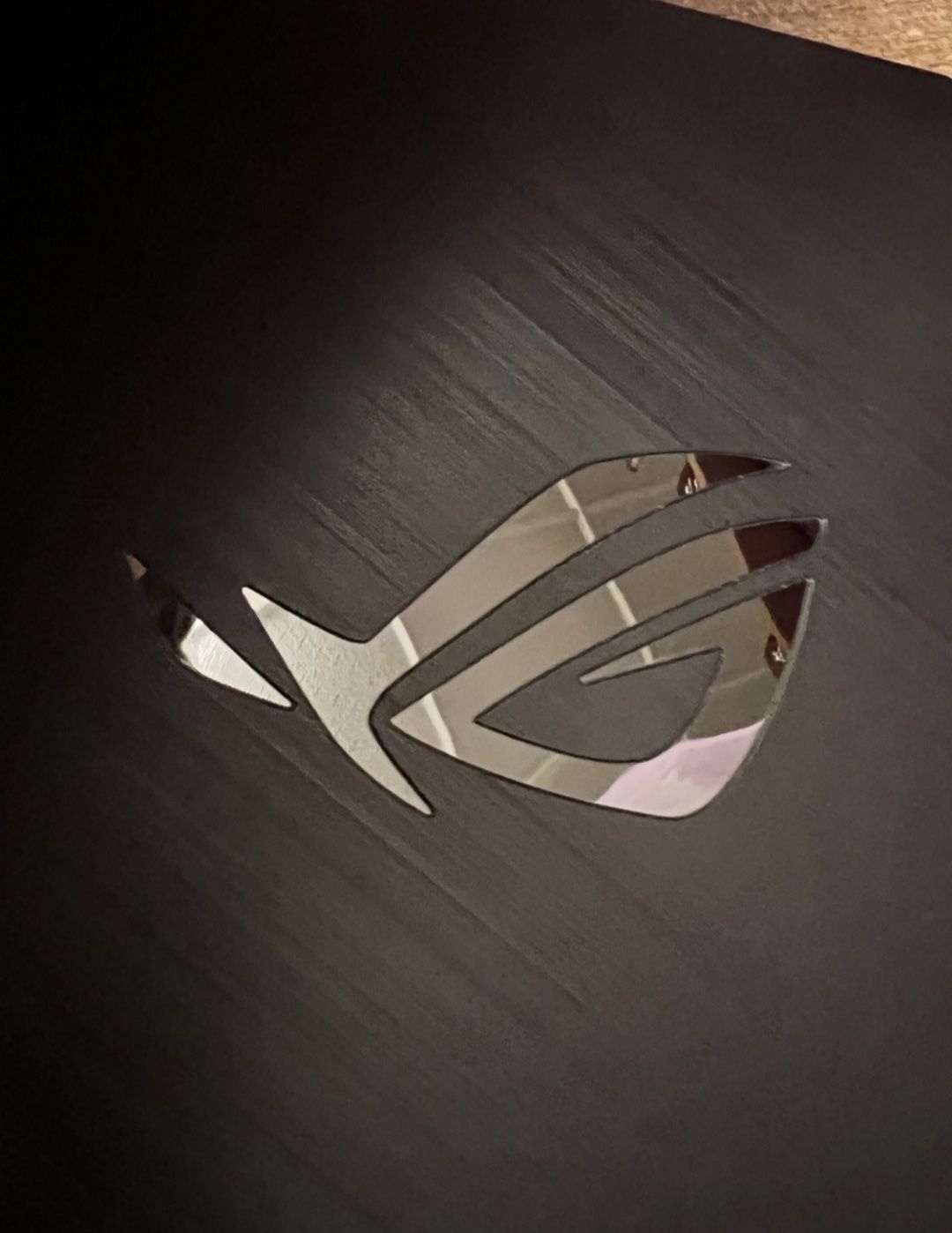 Продам  мощний ноутбук ASUS Rog Strix .