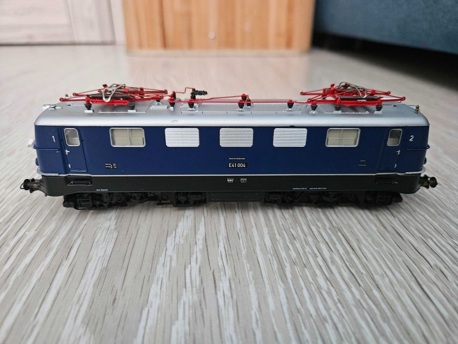 Roco H0 - 43956 - Lokomotywa elektryczna E41 004 - uszkodzona
