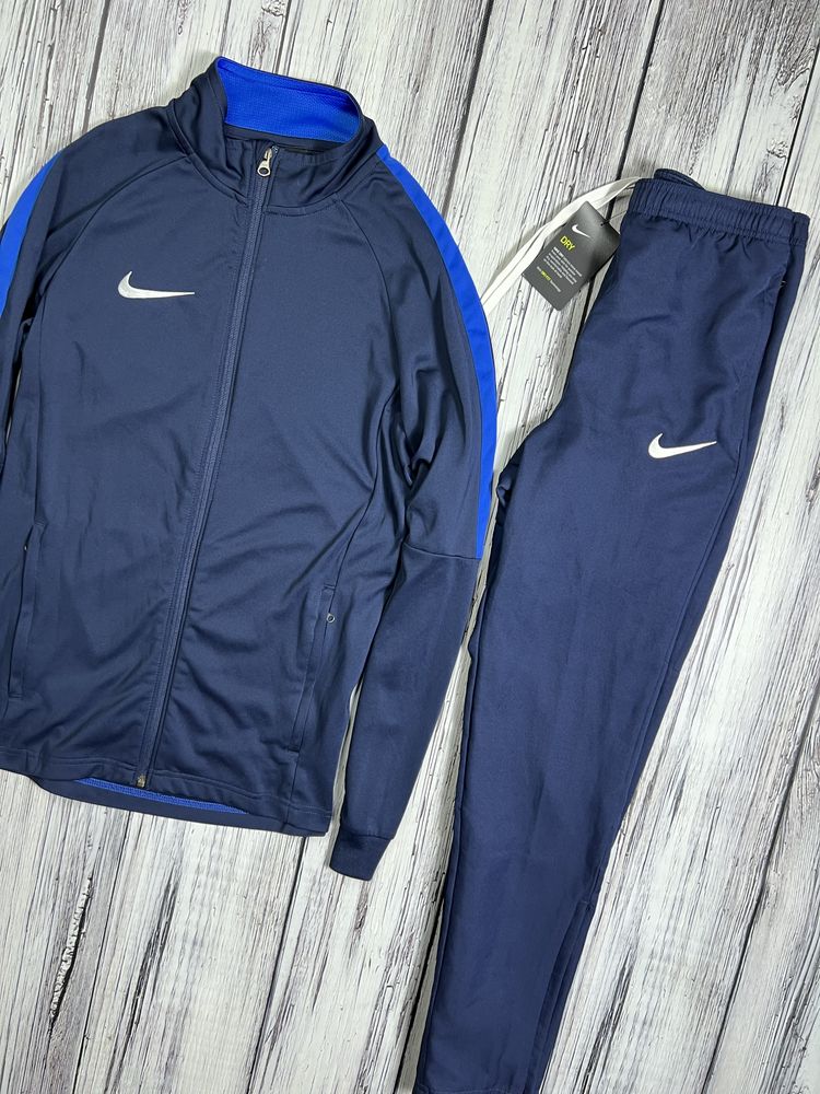 Костюм Nike синий оригинал Dri-FIT размер S