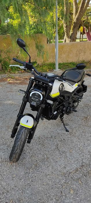 Benelli Leoncino Leonciono 250