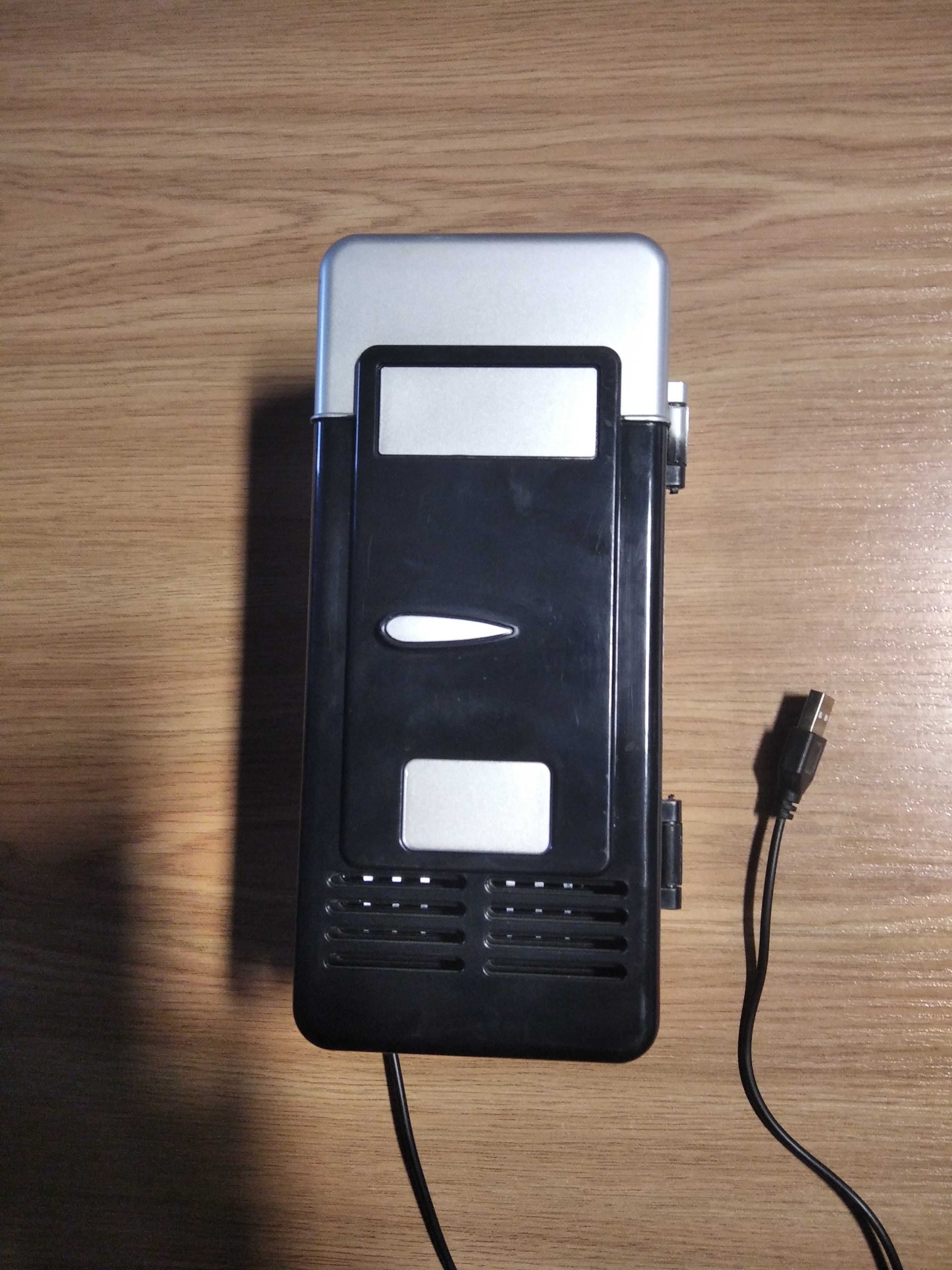 Портативний міні холодильник USB