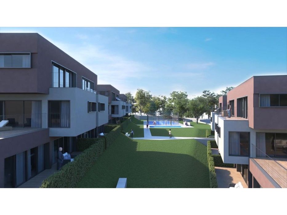 Apartamento T3 Duplex em condomínio fechado com piscina, ginásio, c...