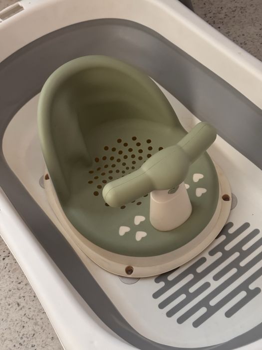 стільчик для купання дитячий в ванночку на присосках