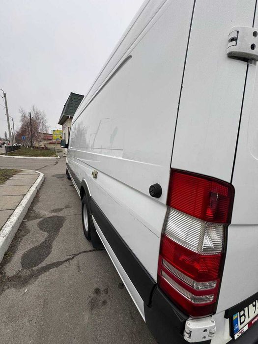 Mercedes Freightliner Sprinter