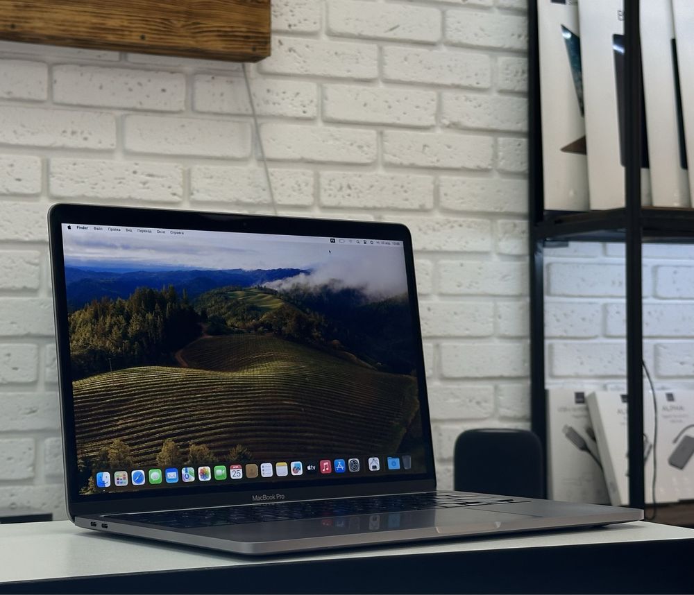 MacBook Pro 13" 2020 i5 16/512 MWP42 Магазин Гарантія