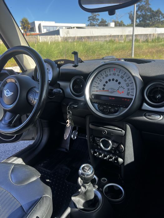 Mini Cooper SD 2.0