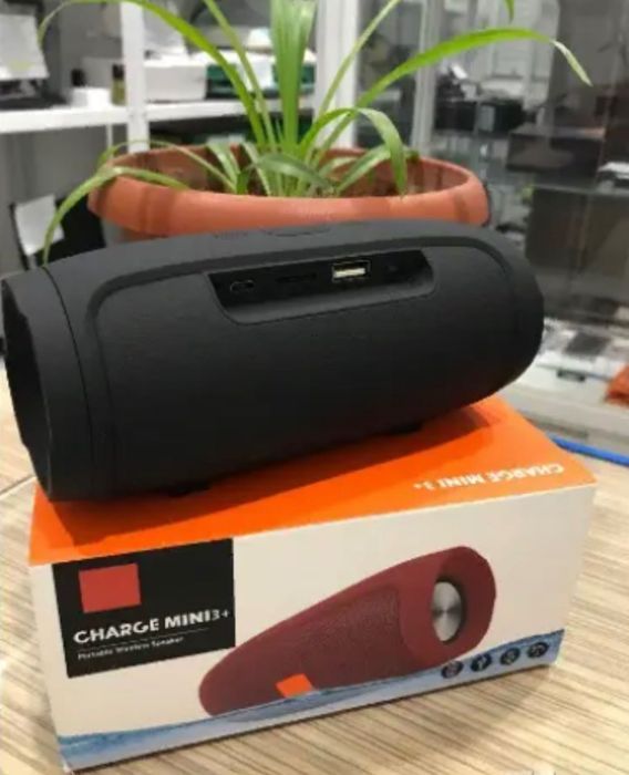 Переносна гучна невелика колонка usb Bluetooth