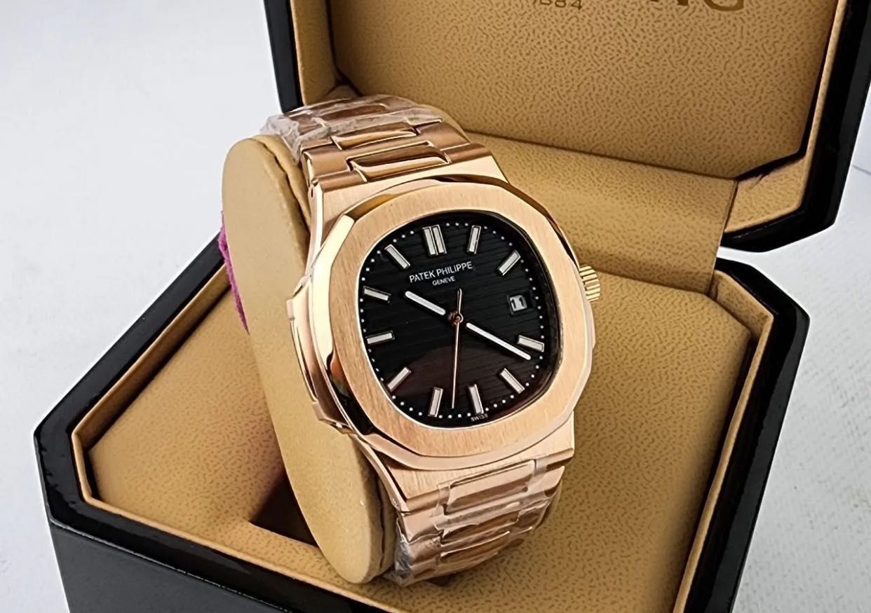 Мужские часы Patek Philippe Nautilus gold