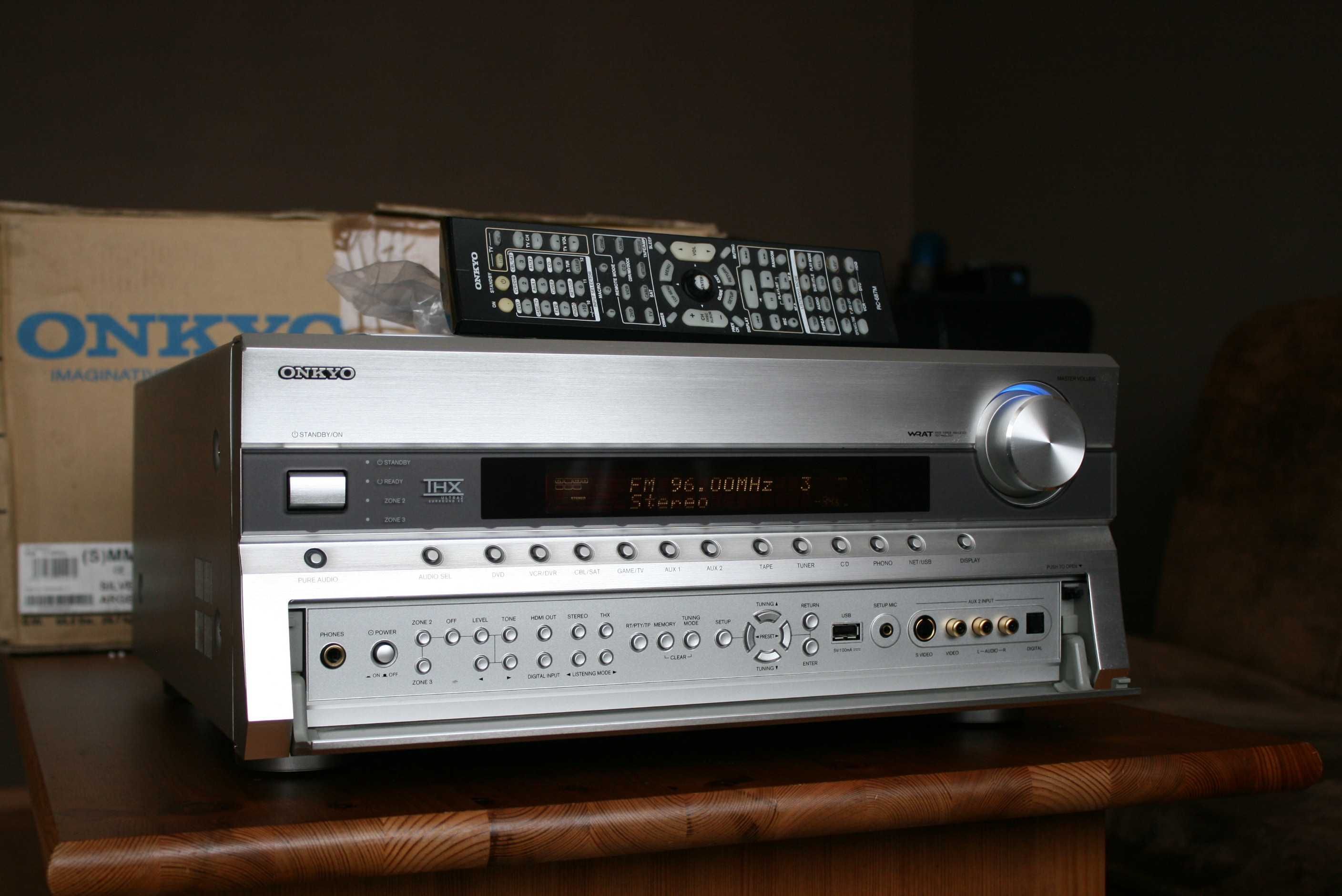 Audiofilski amplituner Onkyo TX NR 905 USB wzmacniacz 220 watt / kanał