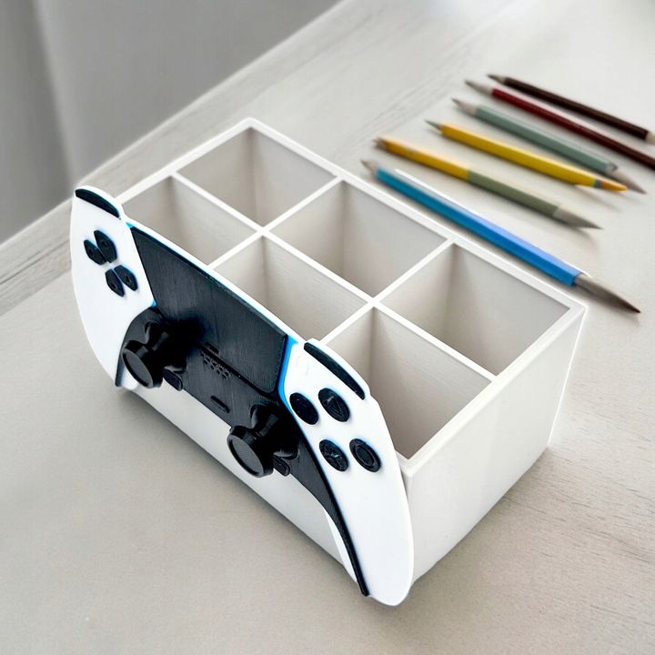 Organizer Na Kredki 3d Jak Pad Playstation Edge Przybornik Na Biurko E